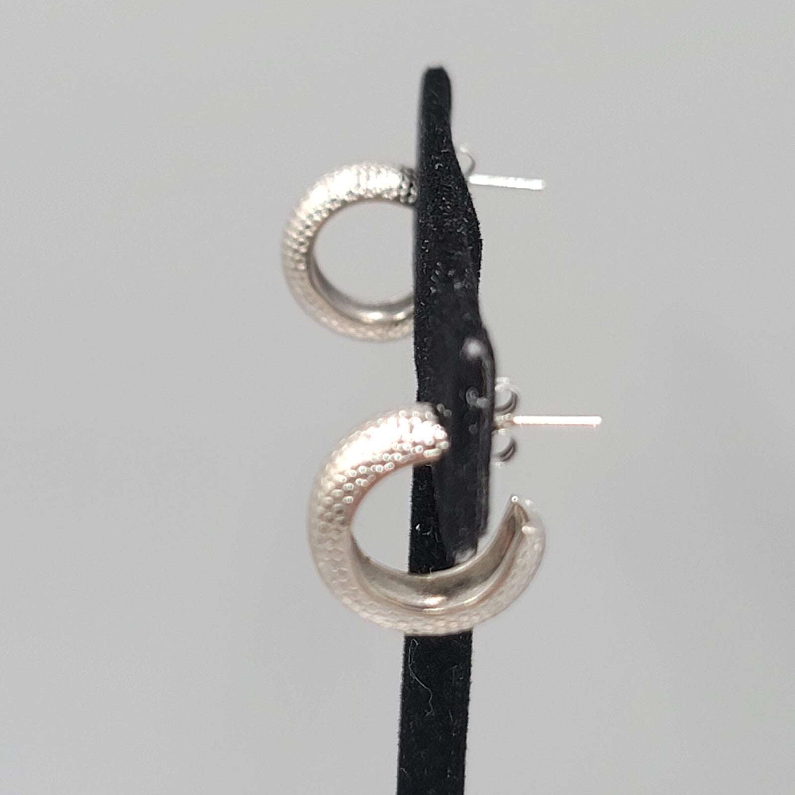 Small Hoop Pierced Earrings Silver tone Textured Hoops 1/2"