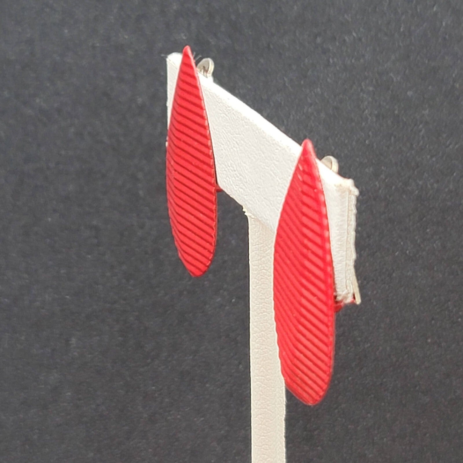 Vintage Clip on Earrings Red Enamel Ribbed Teardrop 1.25"