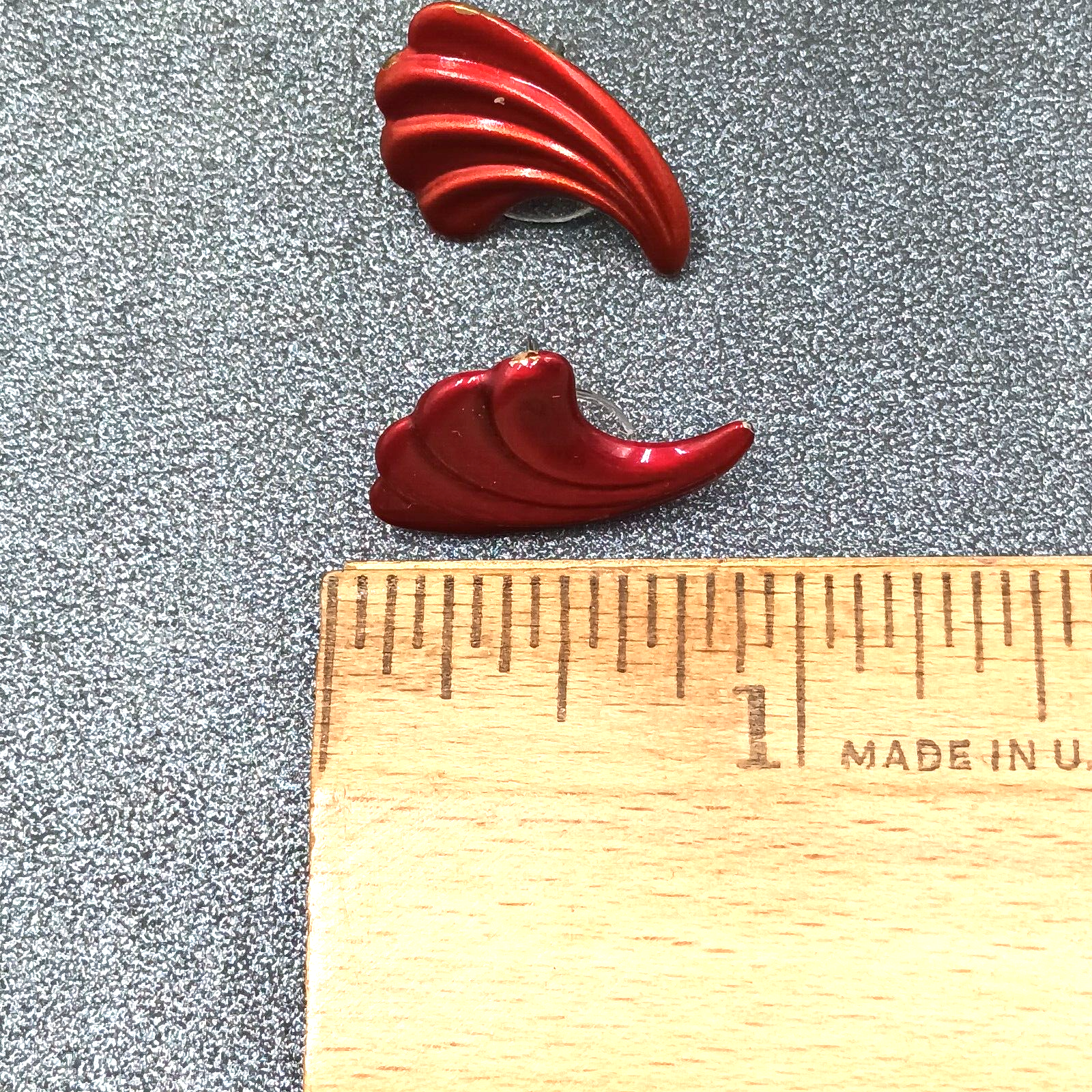 Vintage Pierced Earrings Red Enamel Textured Small Drop 3/4"