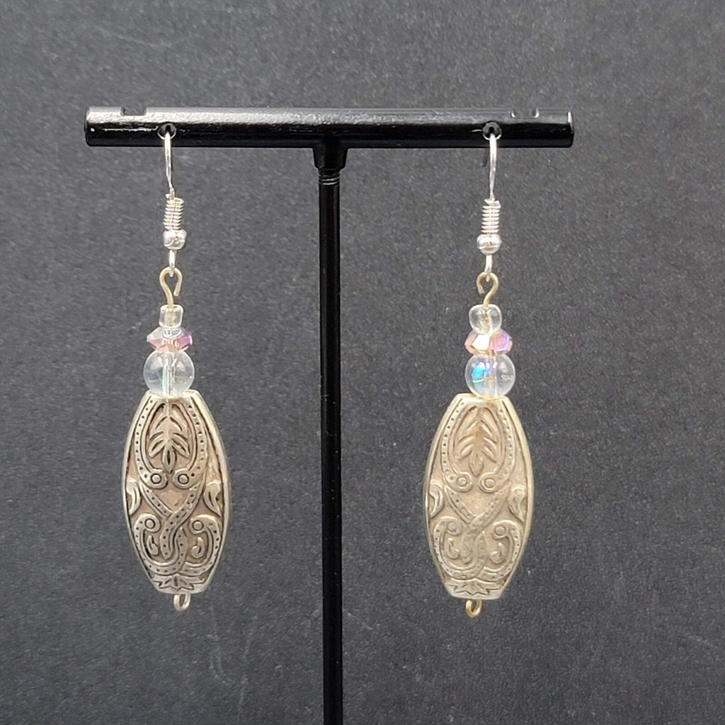 Pierced Earrings Silver tone Clear Purple Beaded Dangle 1.75"