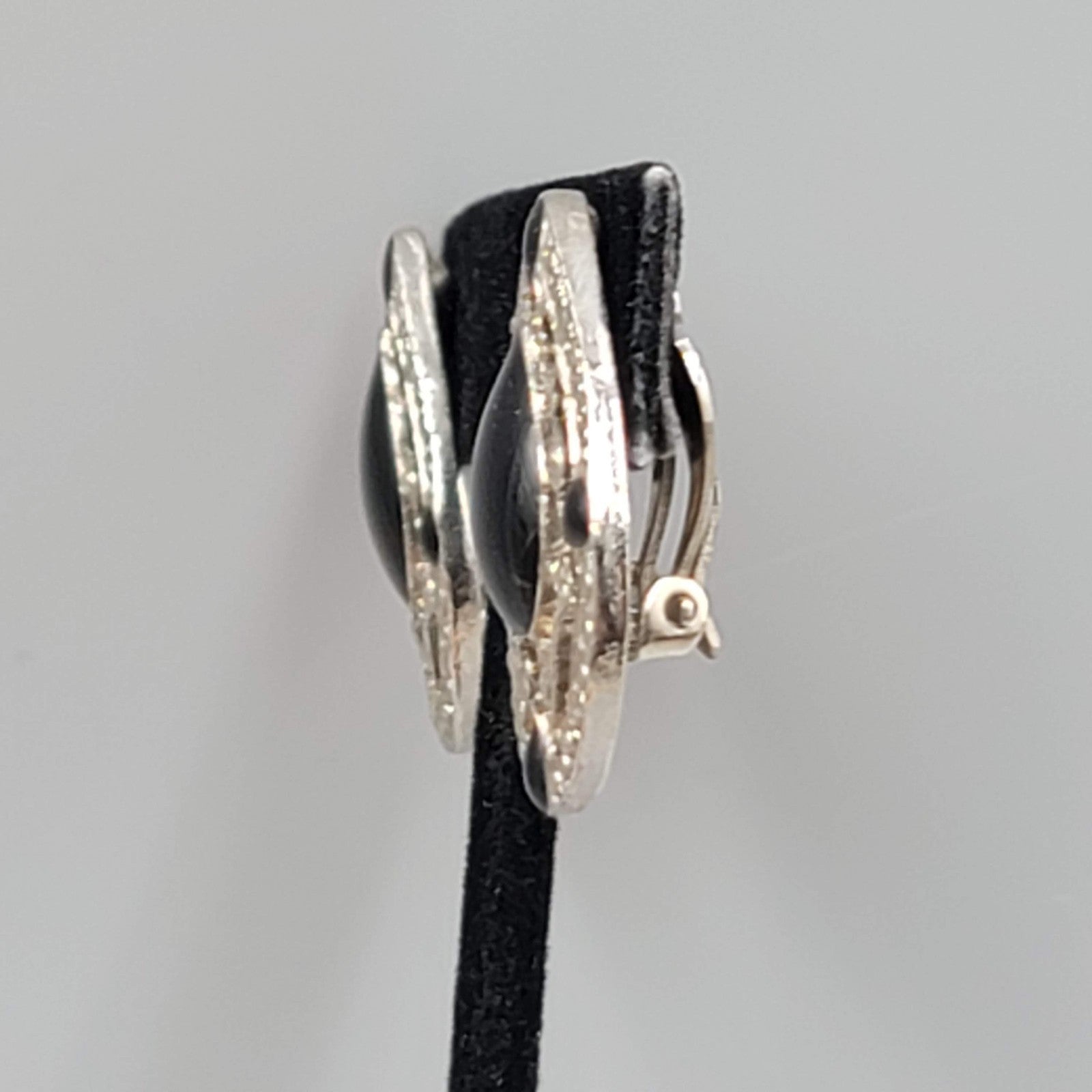 Vintage Teardrop Clip on Earrings Black Enamel Silver tone Drop 1 1/8"