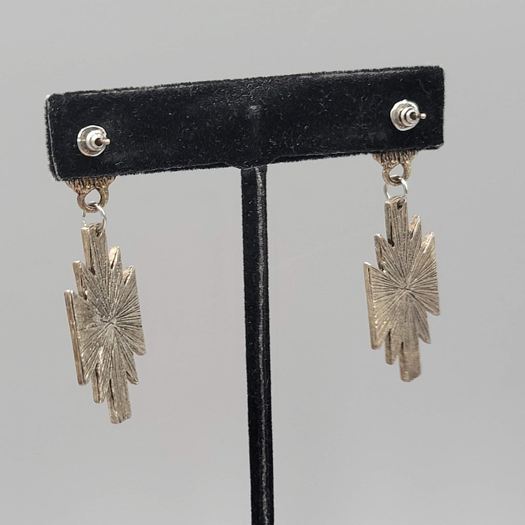 Southwest Design Pierced Earrings Silver tone Dangle  2"