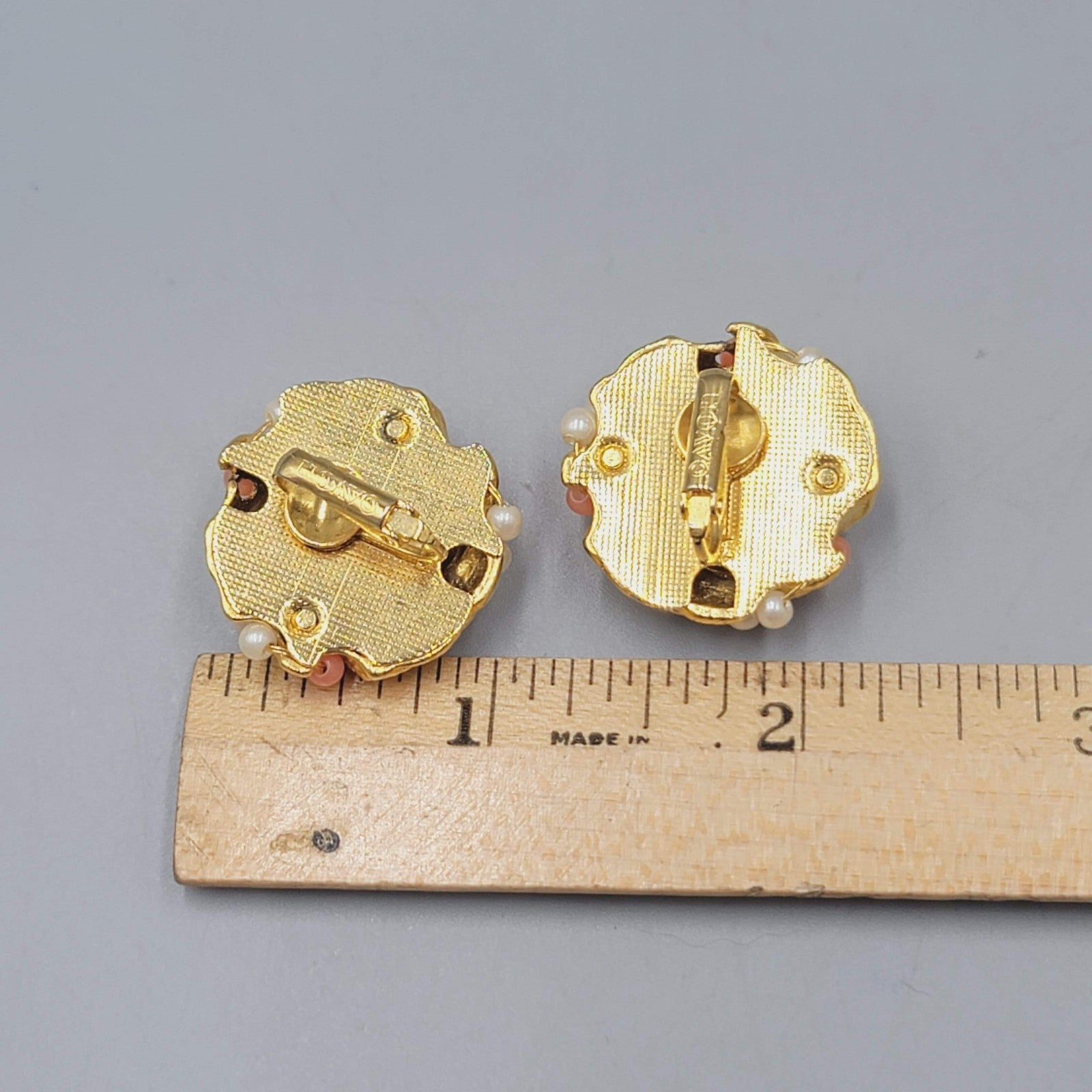 Vintage Avon Clip on Earrings Gold tone Pink White Bead Drop 1"