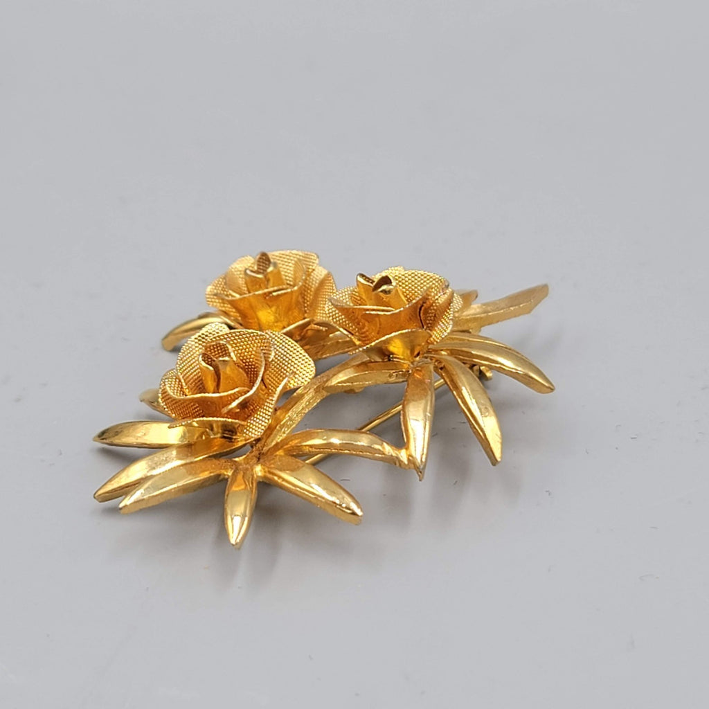 Vintage Brooks Brooch Gold tone Rose Flowers 2.25 in