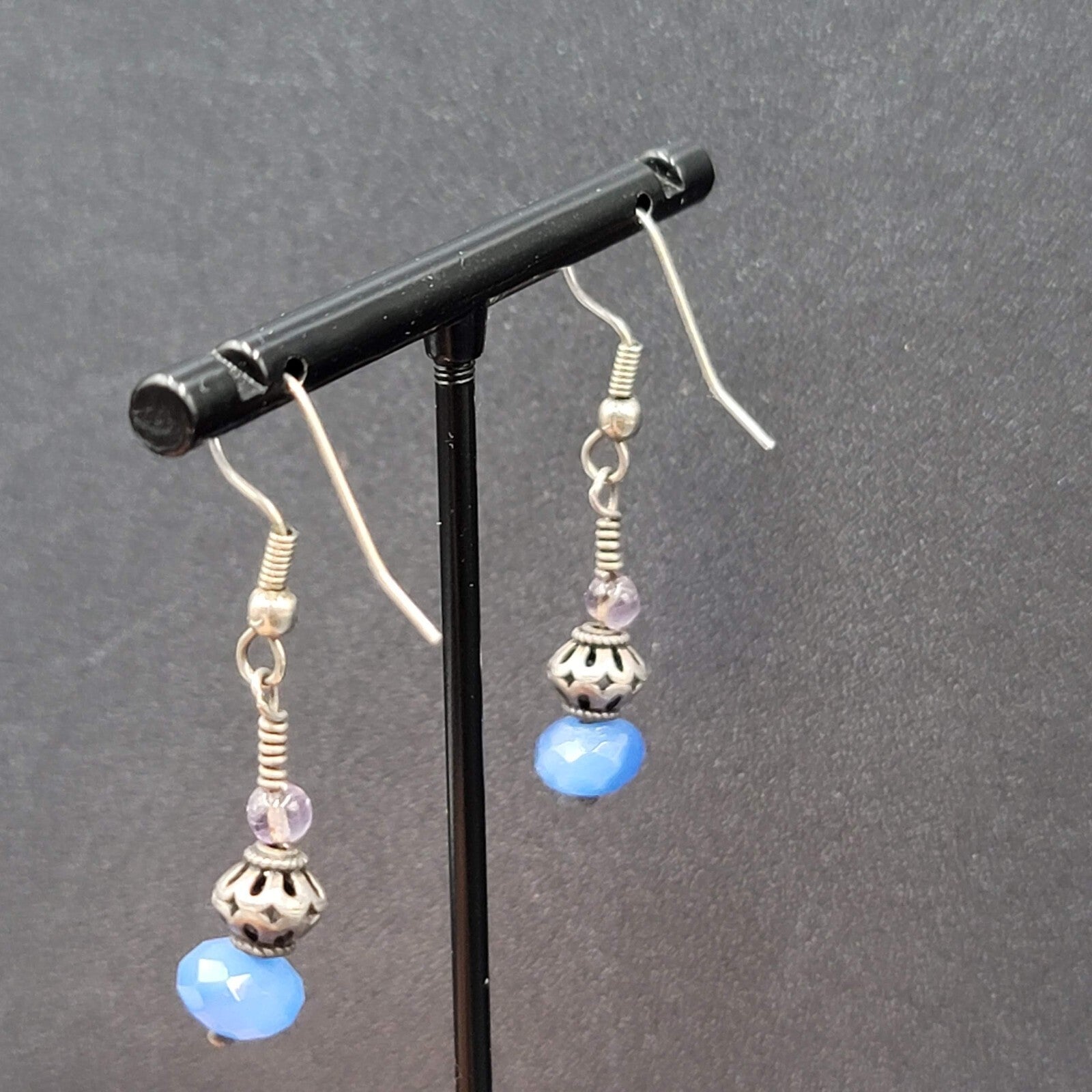 Pierced Earrings Silver tone Blue Glass Faceted Bead Dangle 1"