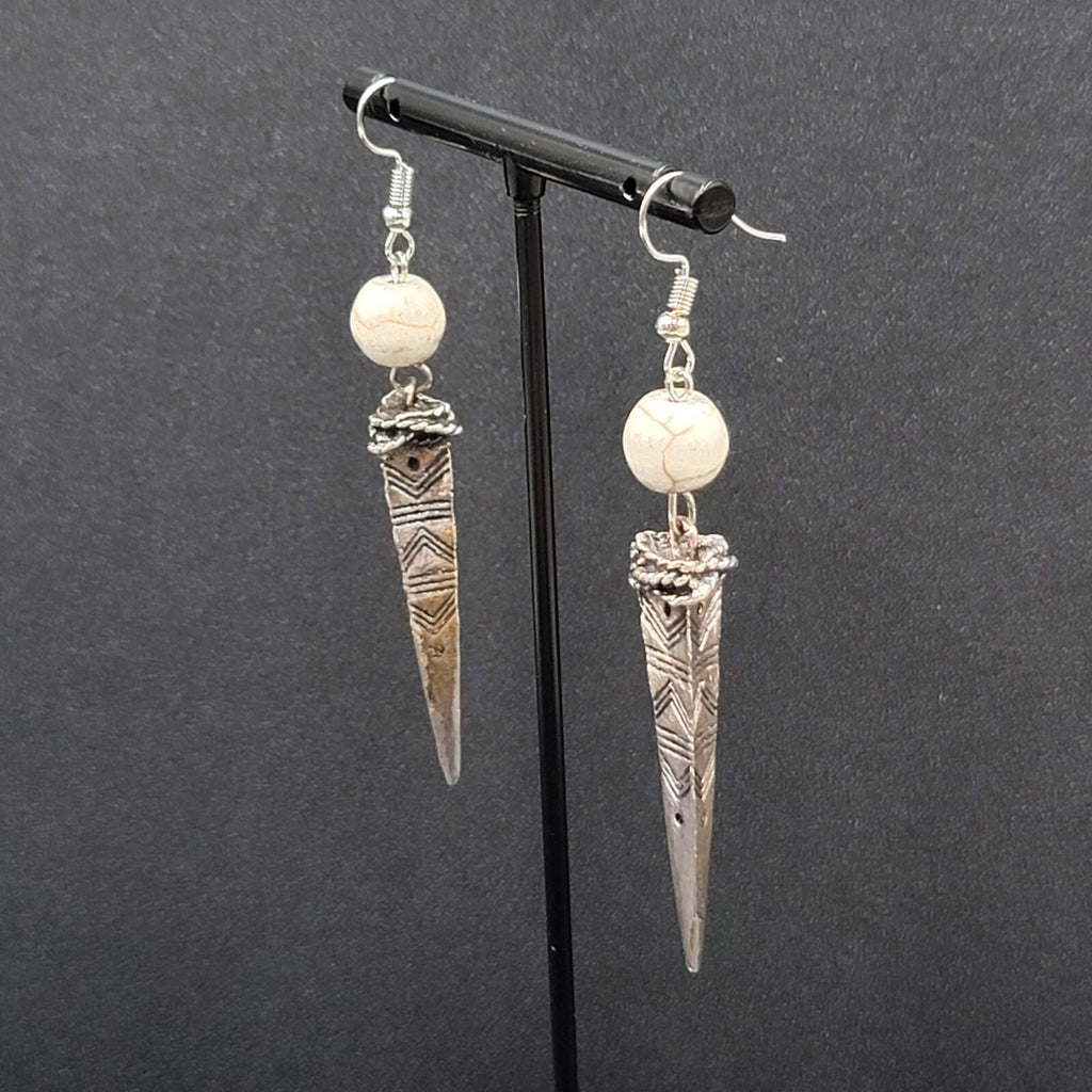 Pierced Earrings Silver tone White Stone Bead Dangle Spike 2.25"