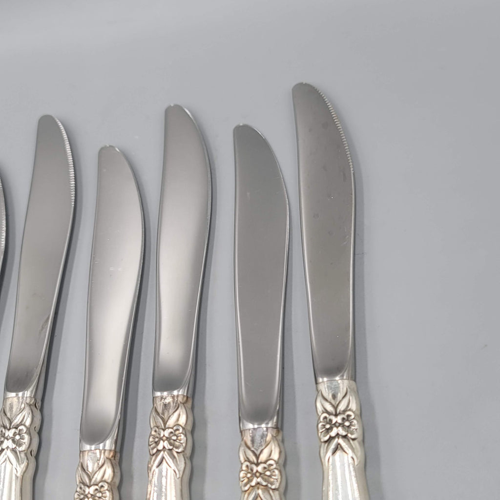 1847 Rogers Bros International Silver Plate Garland Lot of 10 Dinner Knives