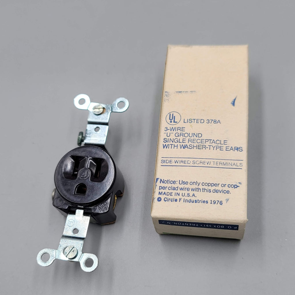Vintage Circle F 2514 Brown Single Grounding Receptacle 15A 125V Made USA 1976
