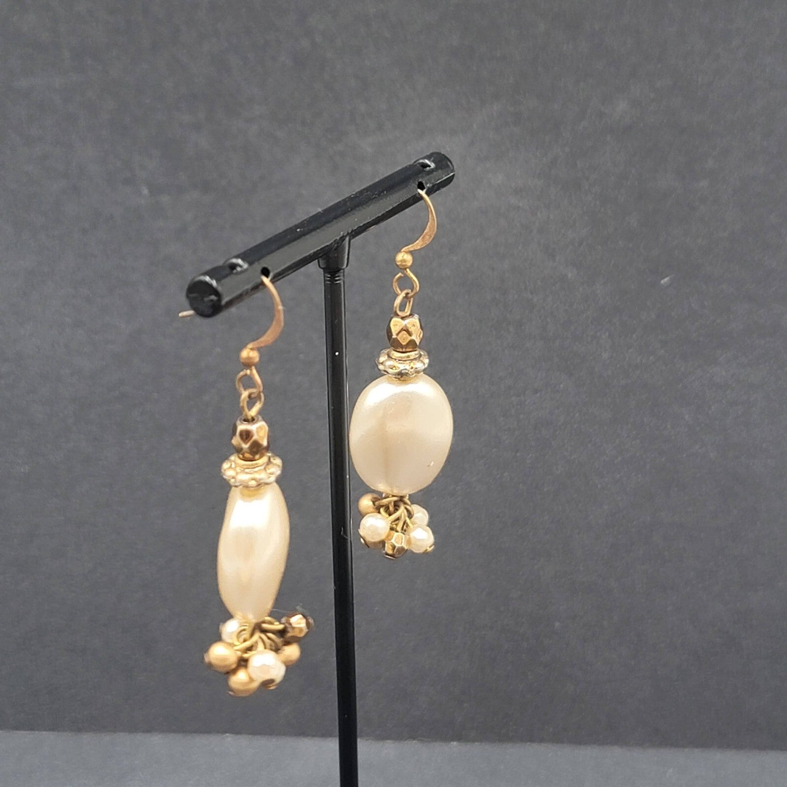 Pierced Earrings Copper tone Faux Pearl Beaded Dangle 1.5"