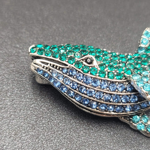 Crystal Rhinestone Brooch Blue Whale Sea life Silver tone 2"