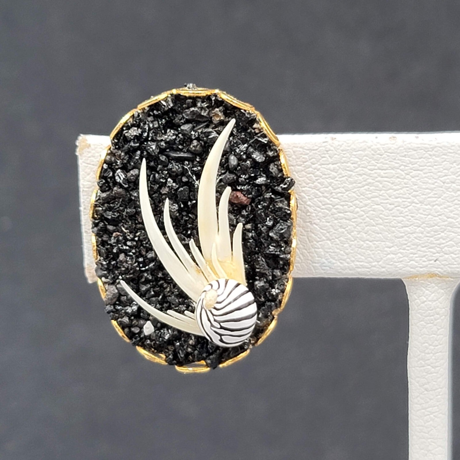 Vintage Clip on Earrings Gold tone Black Druzy Seashell Drop 1"