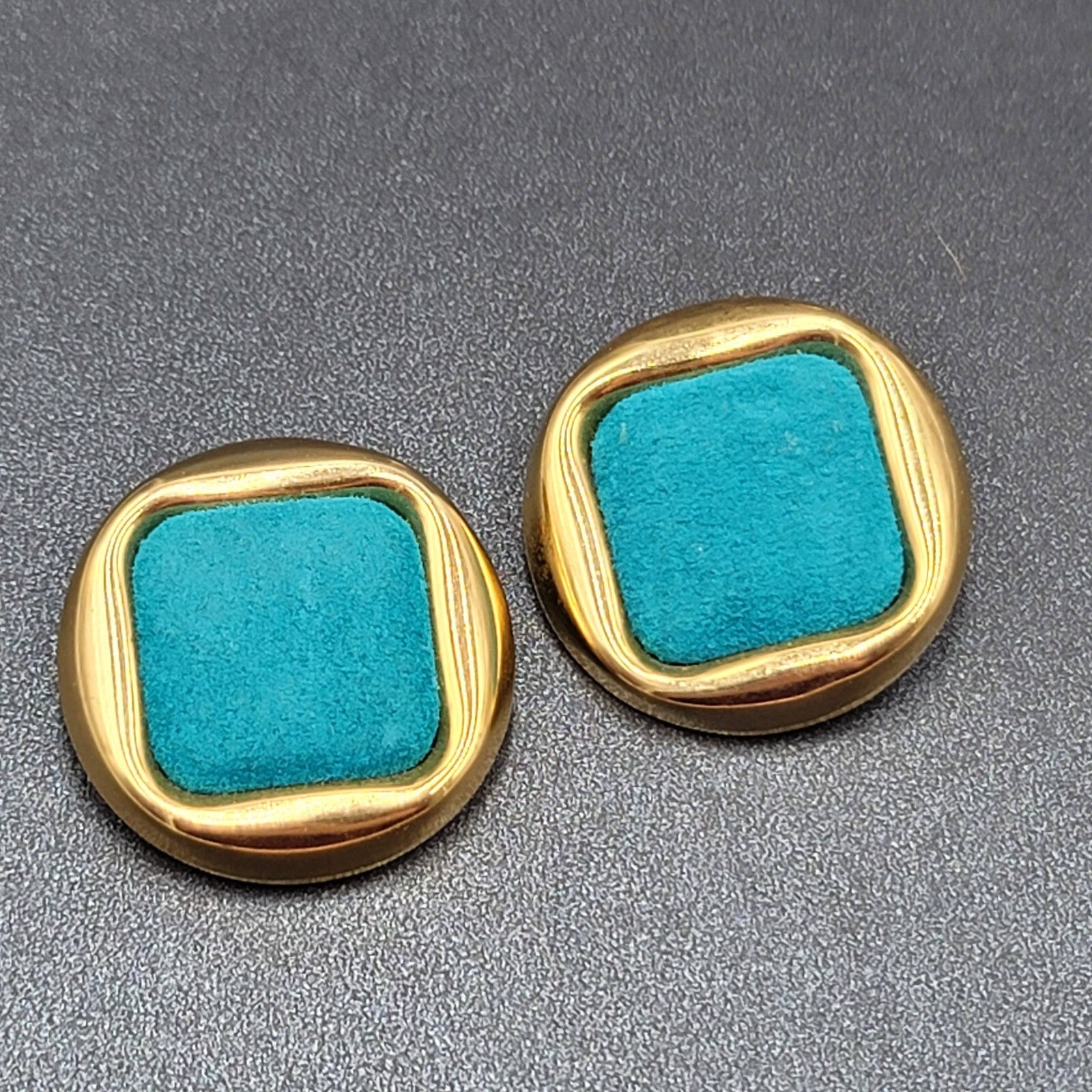 Clip on Earrings Gold tone Square Blue Felt Drop 1.25"