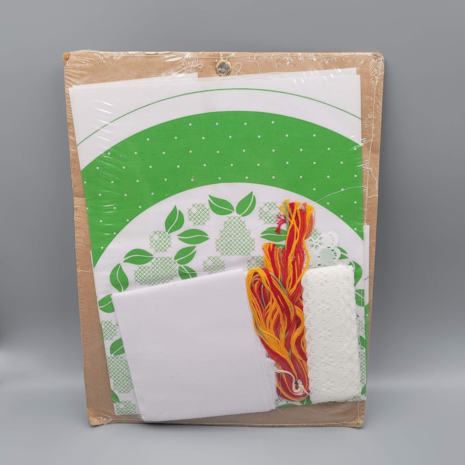 Vtg Partridge Wreath Vogart Crafts Stamped Cross Stitch Christmas Pillow Kit NOS