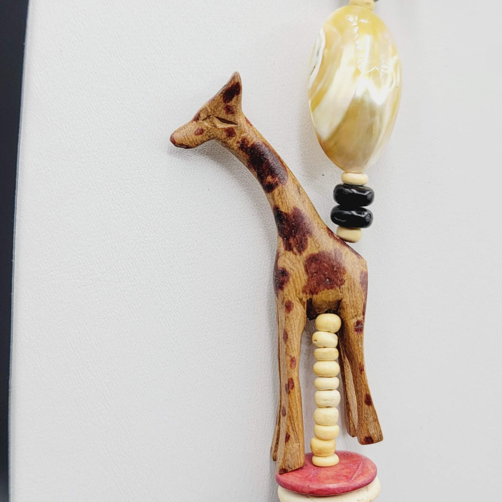 Safari African Giraffe Carved Wood Beaded Necklace Vintage 28"