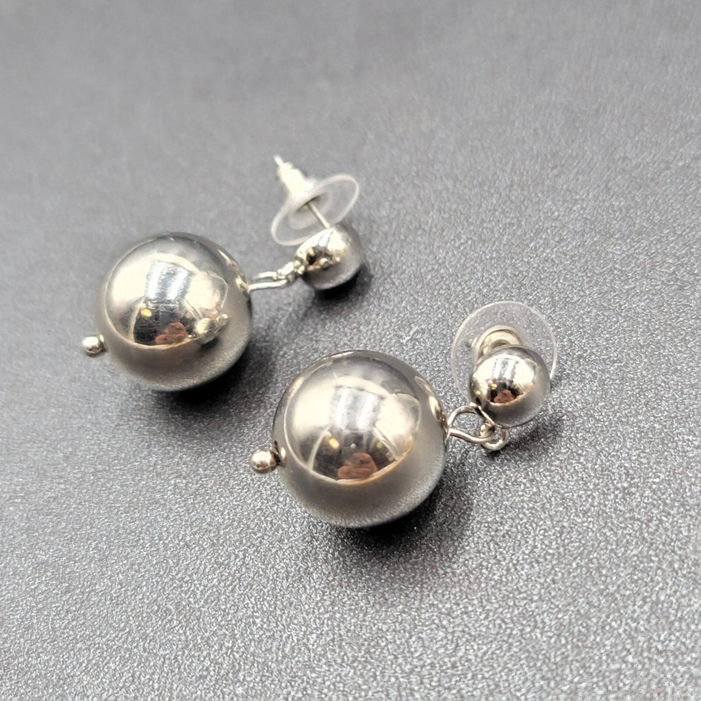 Pierced Earrings Silver tone Bead Dangle  1.25"