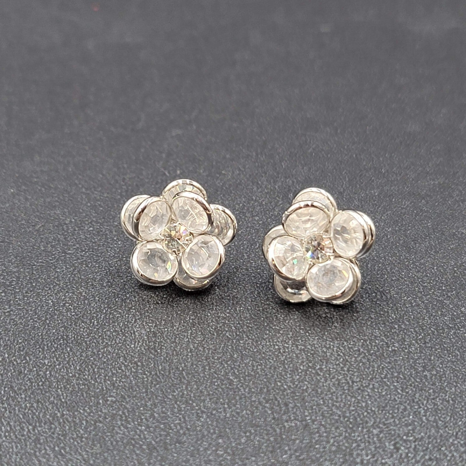 Flower Pierced Earrings Silver tone Clear Faceted Glass Studs 5/8"