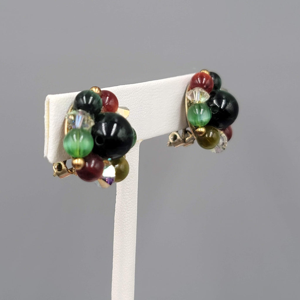 Vintage Cluster Bead Clip on Earrings Gold tone Red Green 3/4"