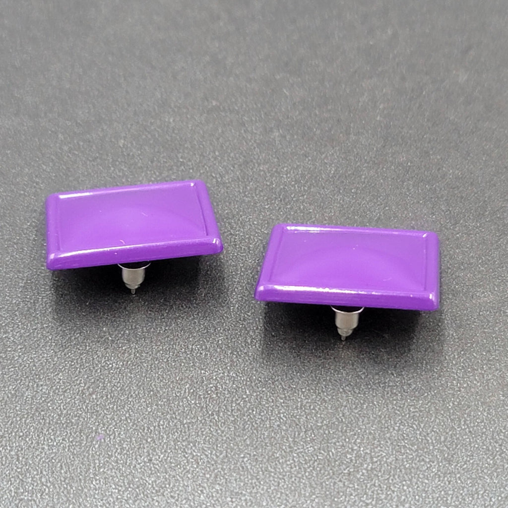 Vintage Pierced Earrings Purple Enamel Square 1"