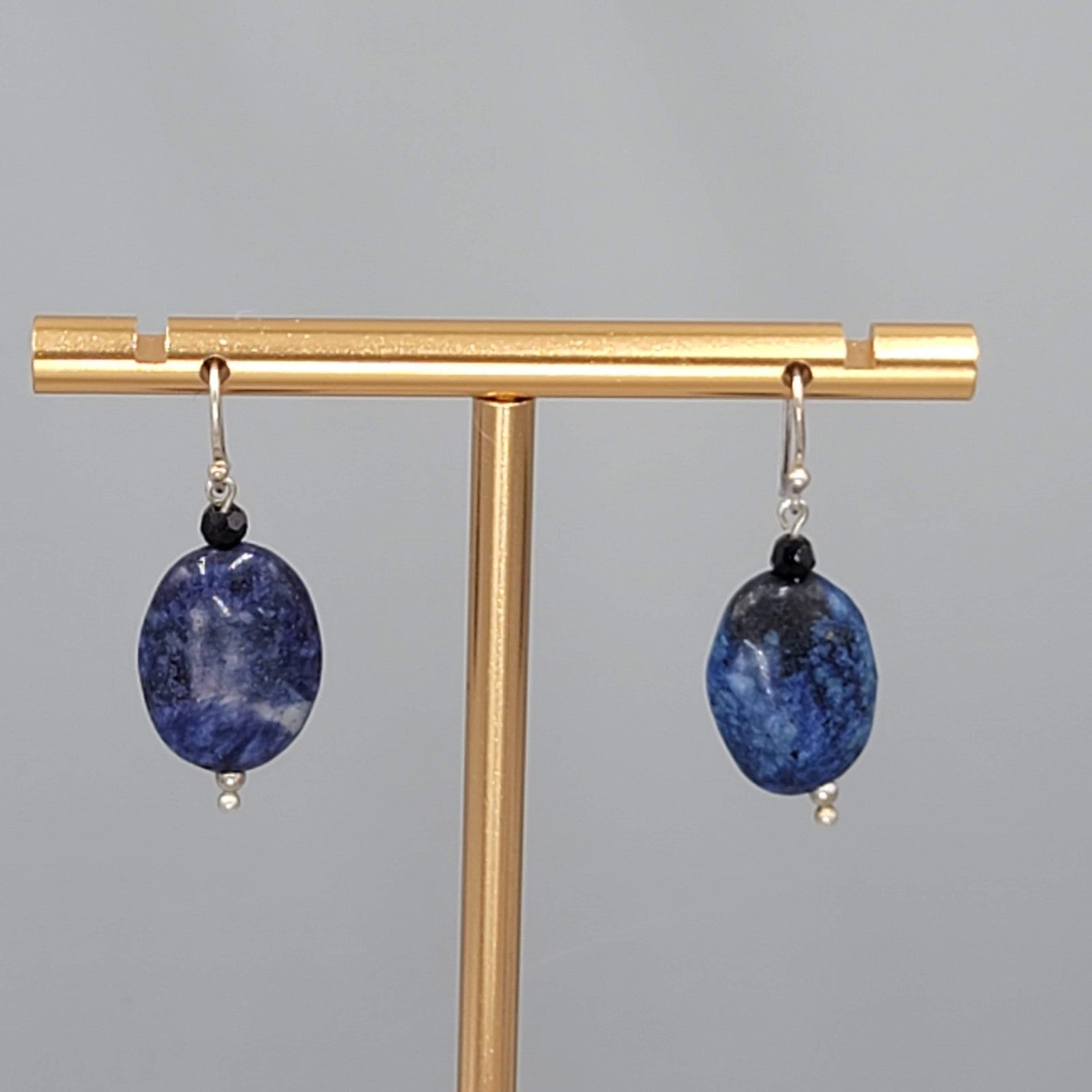 Blue Lapis Oval Stone Bead Pierced Earrings Silver tone Dangle 3/4"