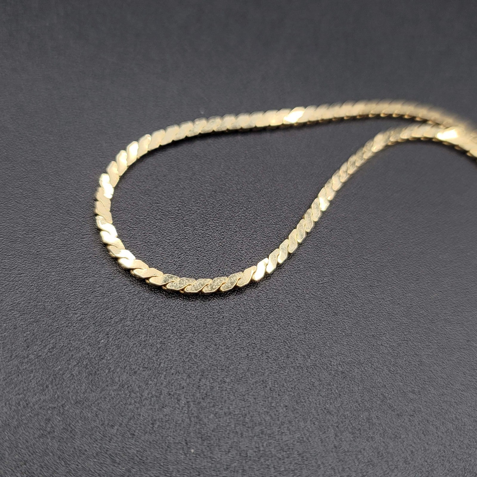 Vintage Anklet Serpentine Chain Ankle Bracelet Gold tone 9"