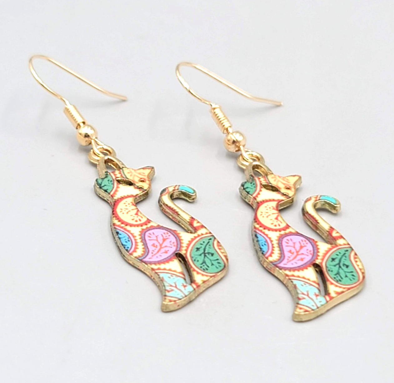 Kitty Cat Paisley Print Pierced Earrings Gold tone Dangle 1 3/8"