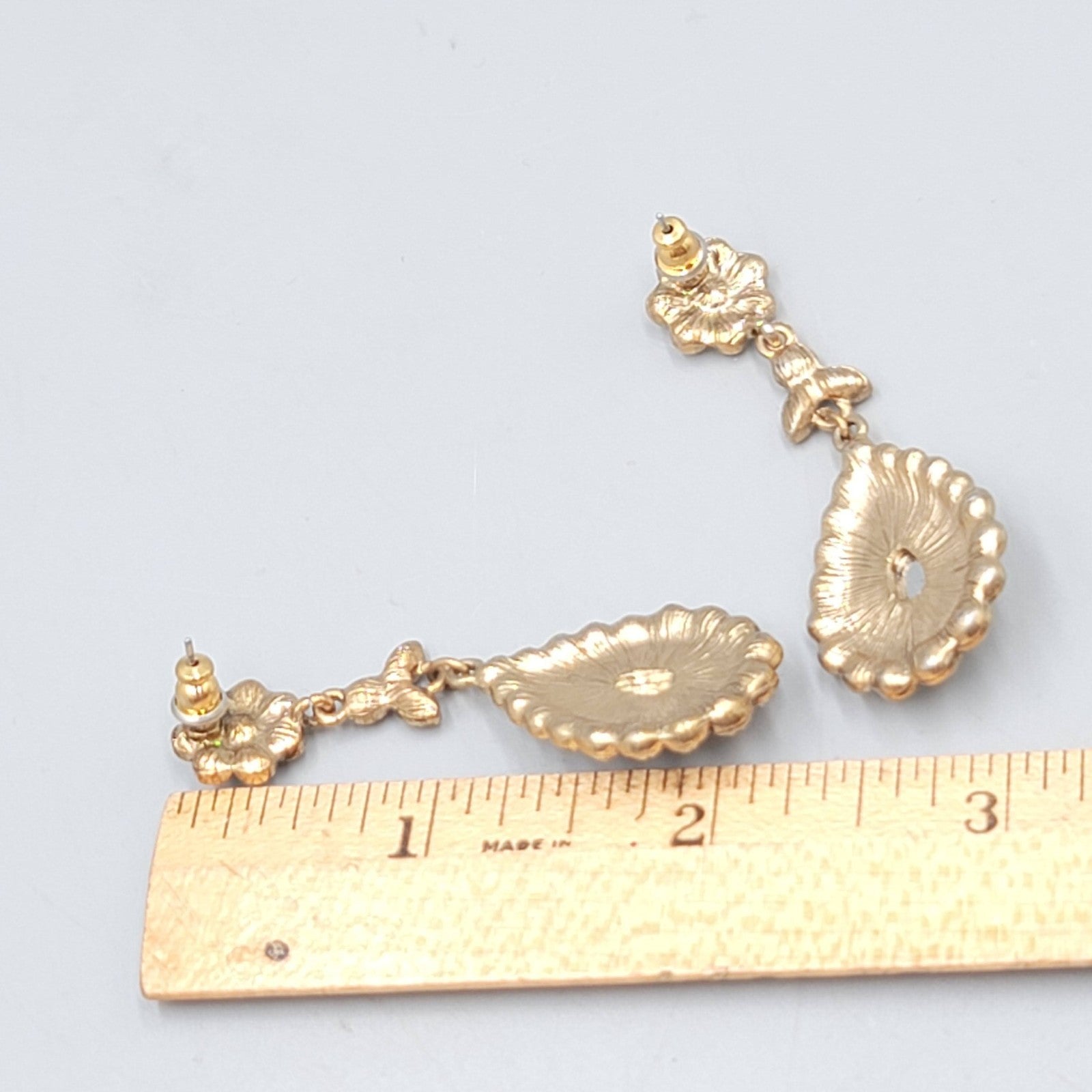 Flower Teardrop Peach Rhinestone Pierced Earrings Gold tone Dangle 2.25 in