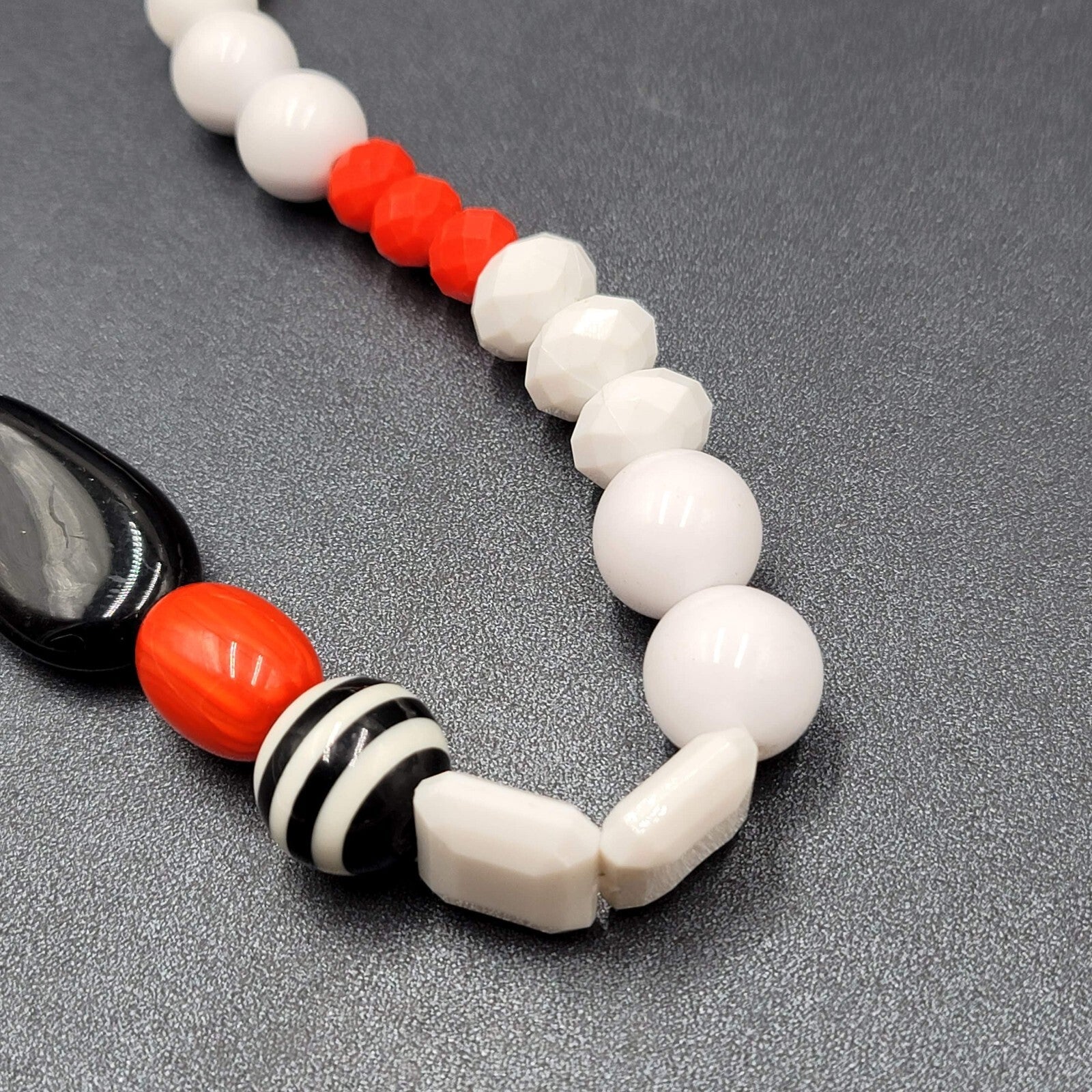 Kim Rogers Acrylic Beaded Necklace Red White Black Long 32" NEW