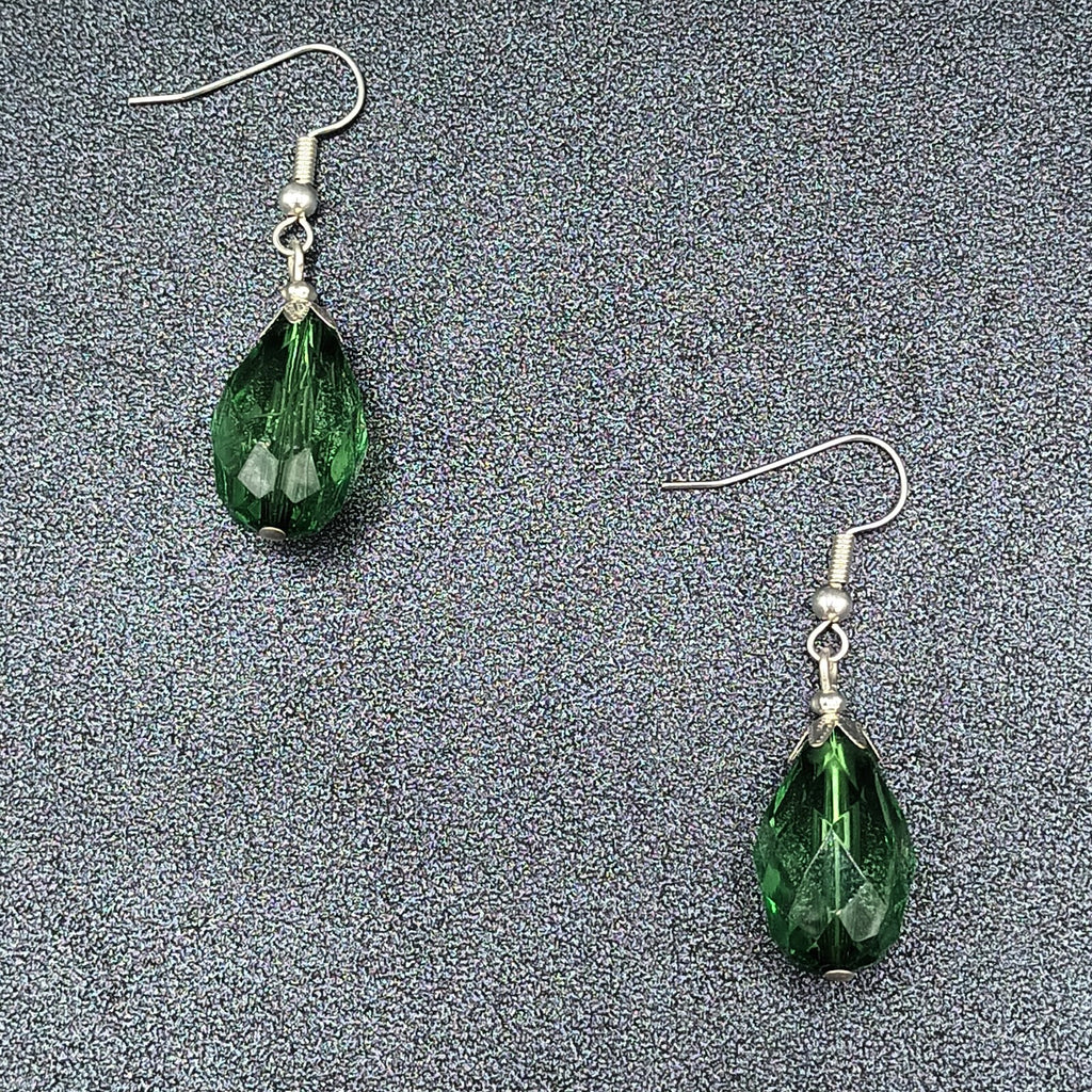 Pierced Earrings Silver tone Acrylic Green Faceted Teardrop Dangle 1"