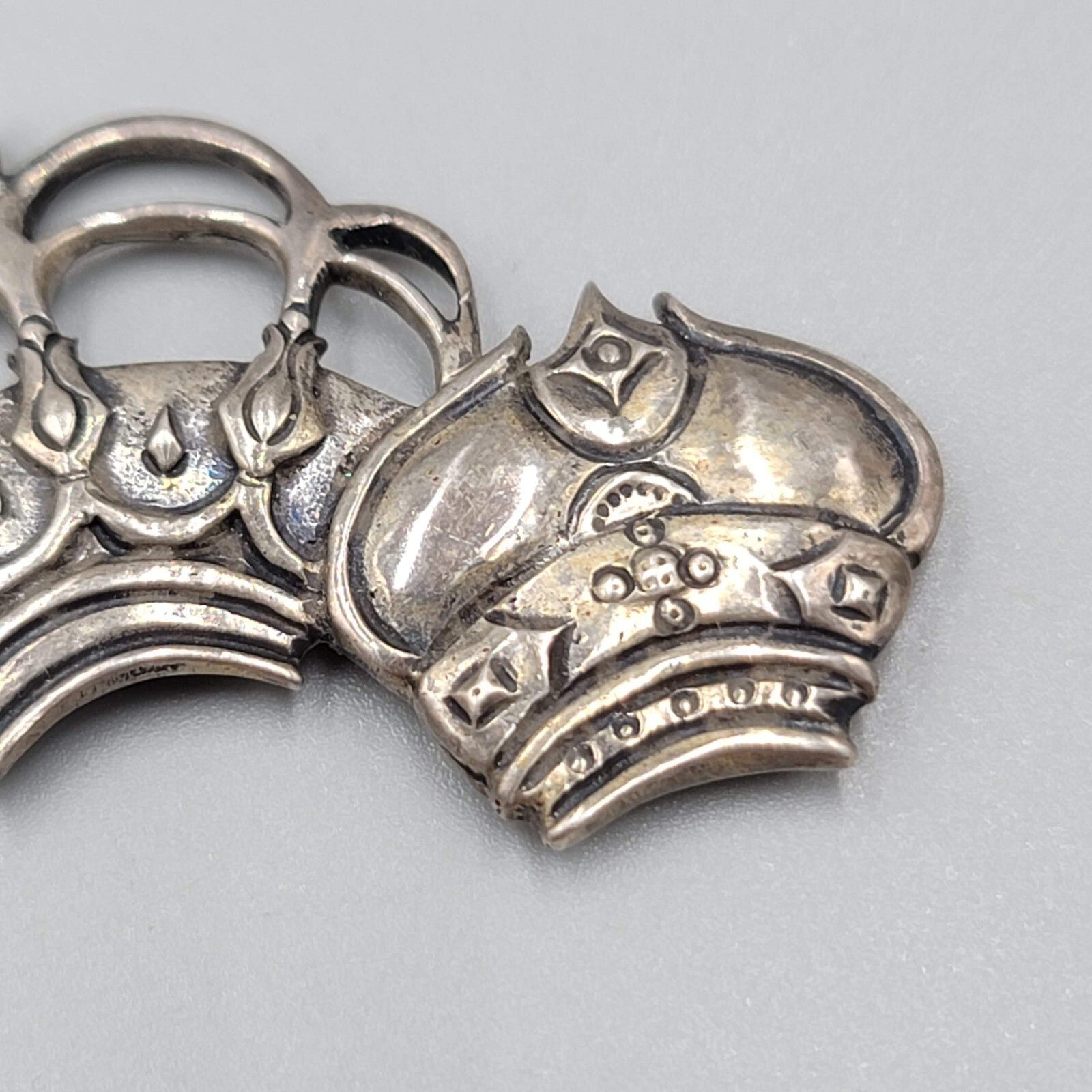 Vintage H&H Hand and Hammer Sterling Silver 925 Three Crowns Brooch 2.5"