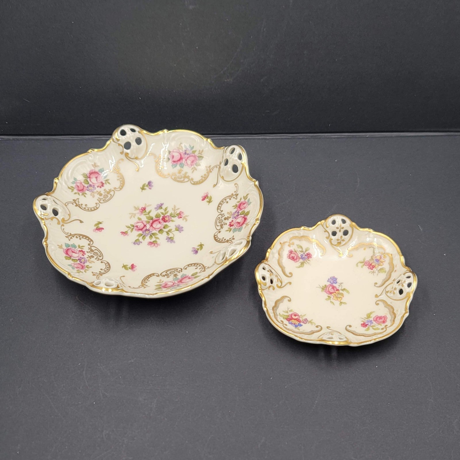 Excellent Antique Elfenbein Rosenthal Moliere Kronach Germany  2 pc