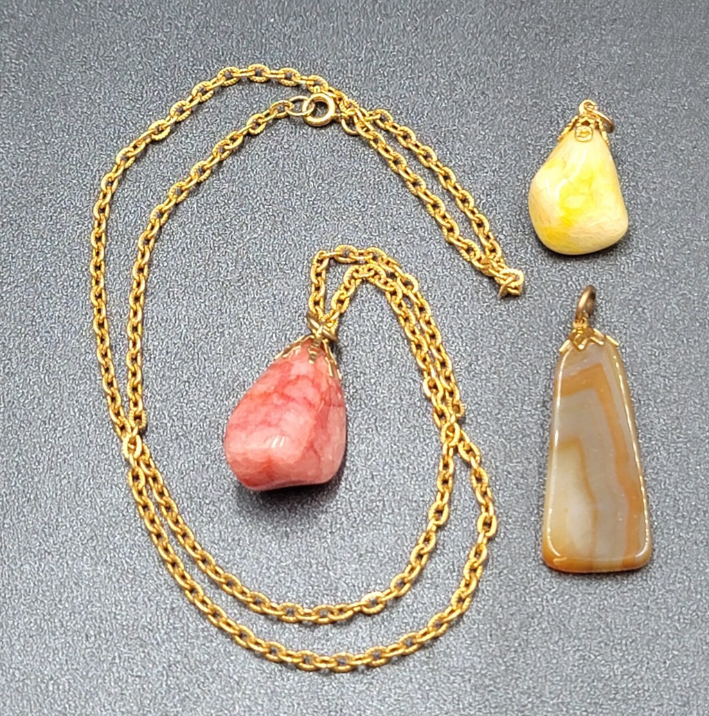 Vintage Agate Stone Gold Tone Chain Polished 3 Pink Brown Yellow Pendants 24"