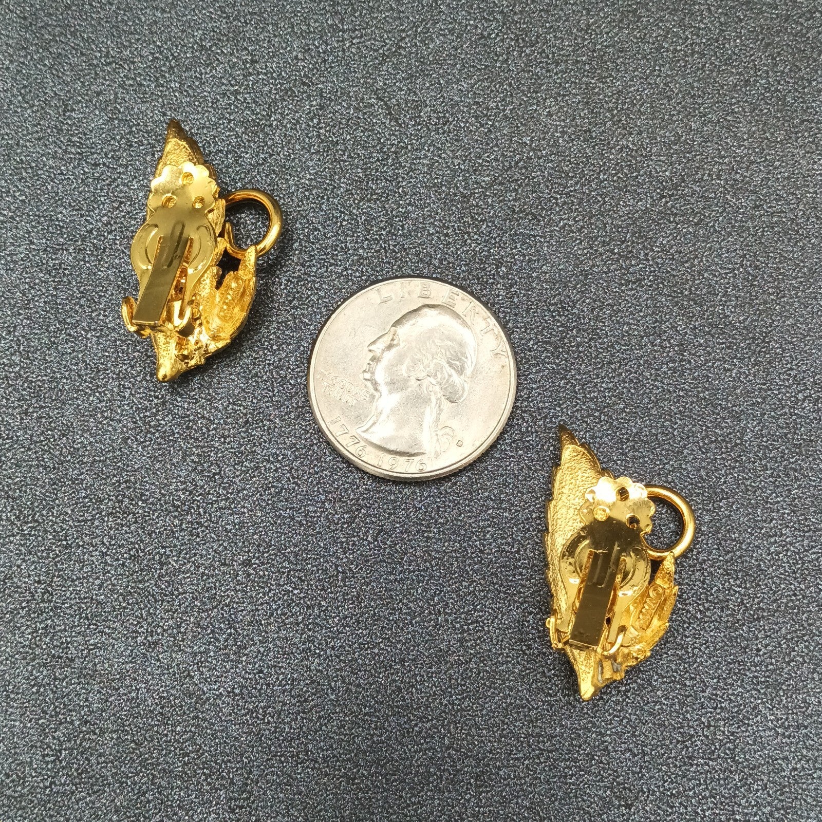 Vintage ROMA Clip on Earrings Gold Plated Leaf Climber Drop 1.25"