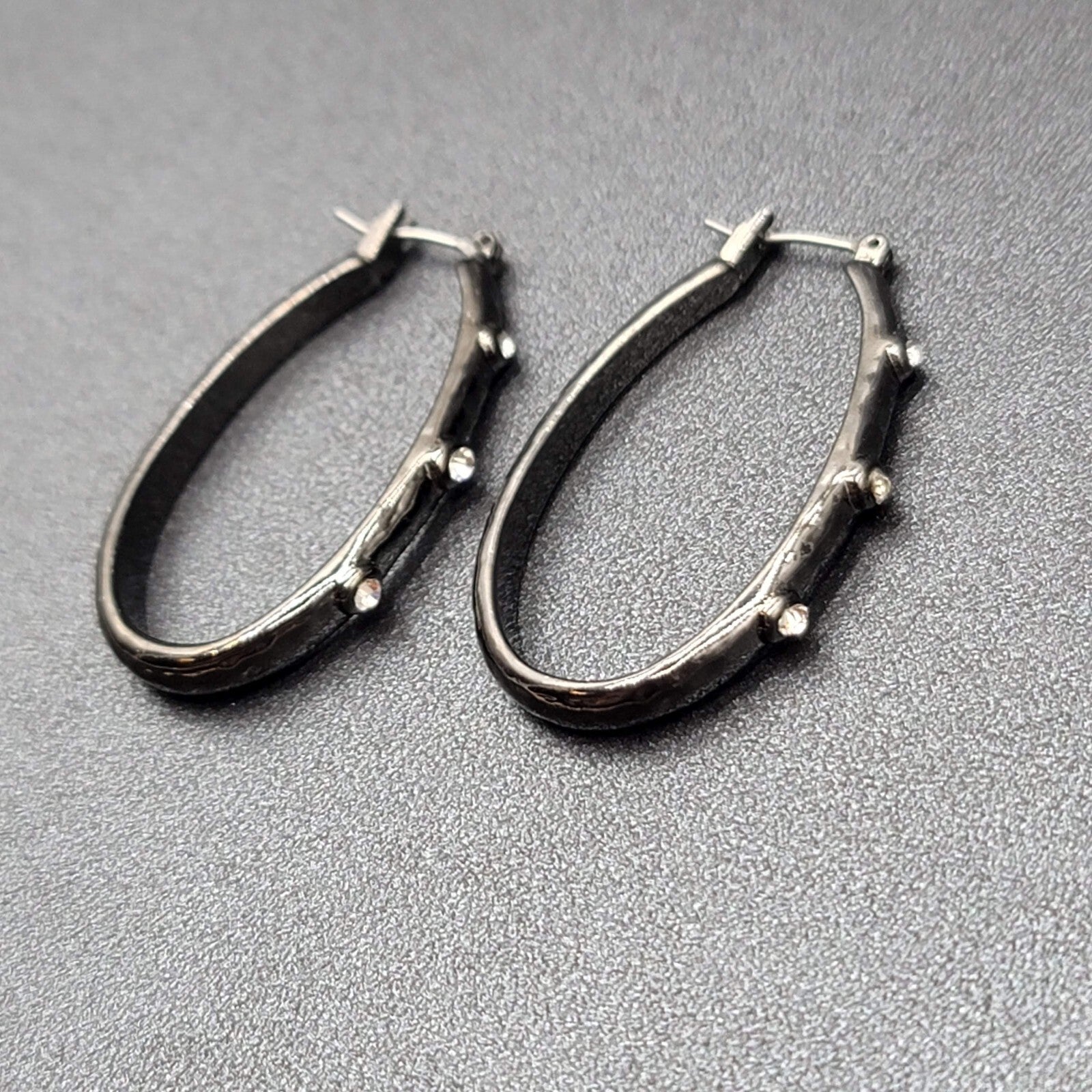 Pierced Earrings Black Metal Crystal Rhinestone Studded Oval Hoops 1 5/8"