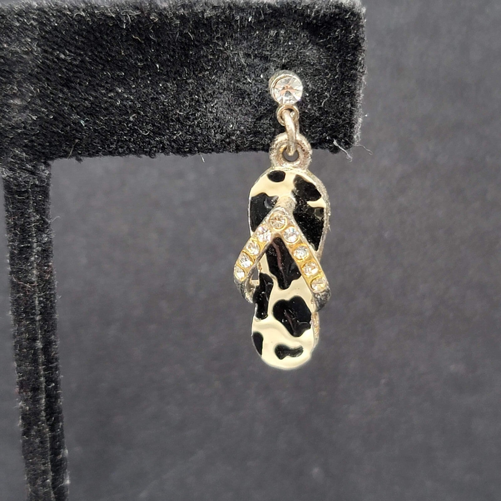 Pierced Earrings Black White Enamel Rhinestone Dangle Flip Flops Sandels 3/4"