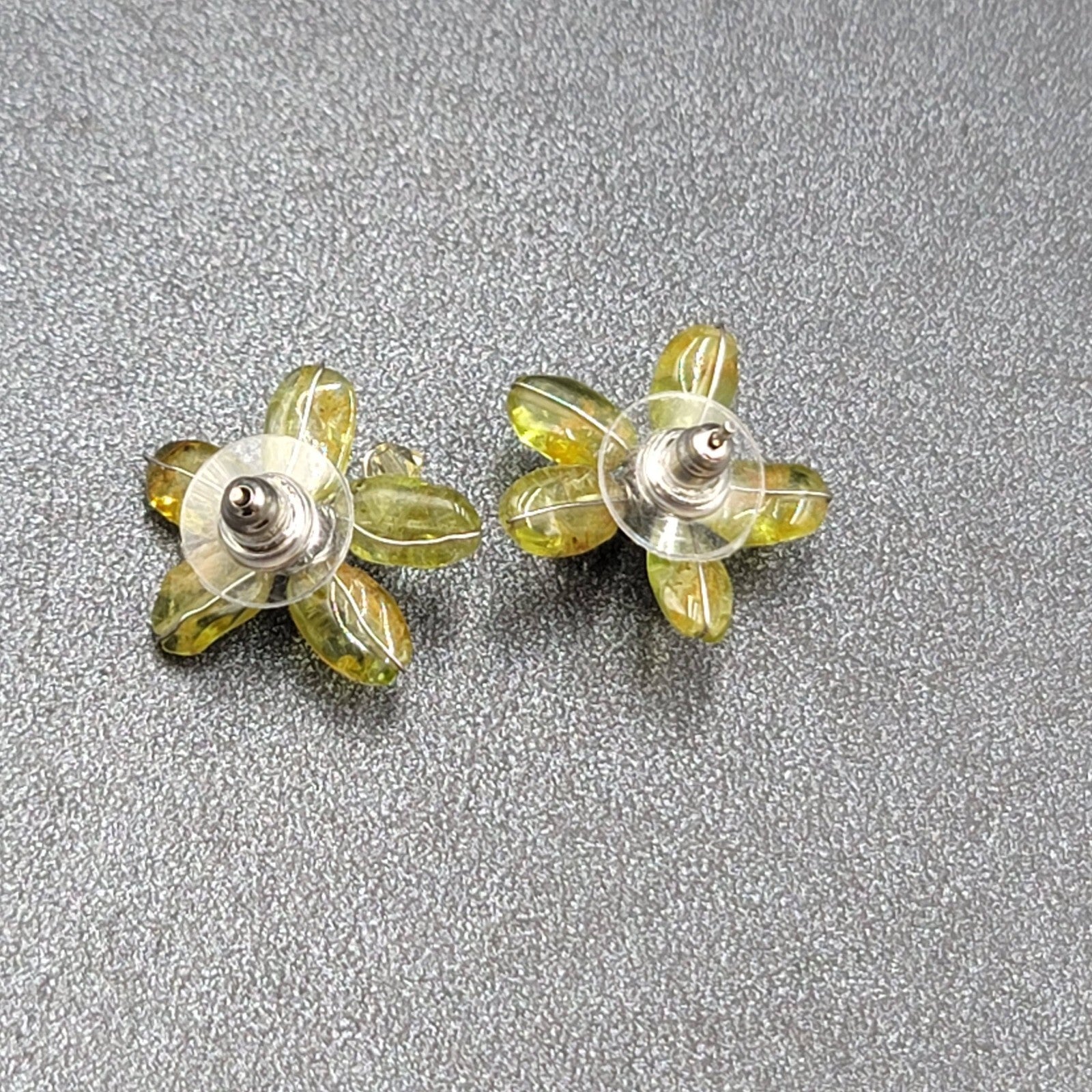 Pierced Earrings Green Stone Artisan Made Flower Studs 3/4"