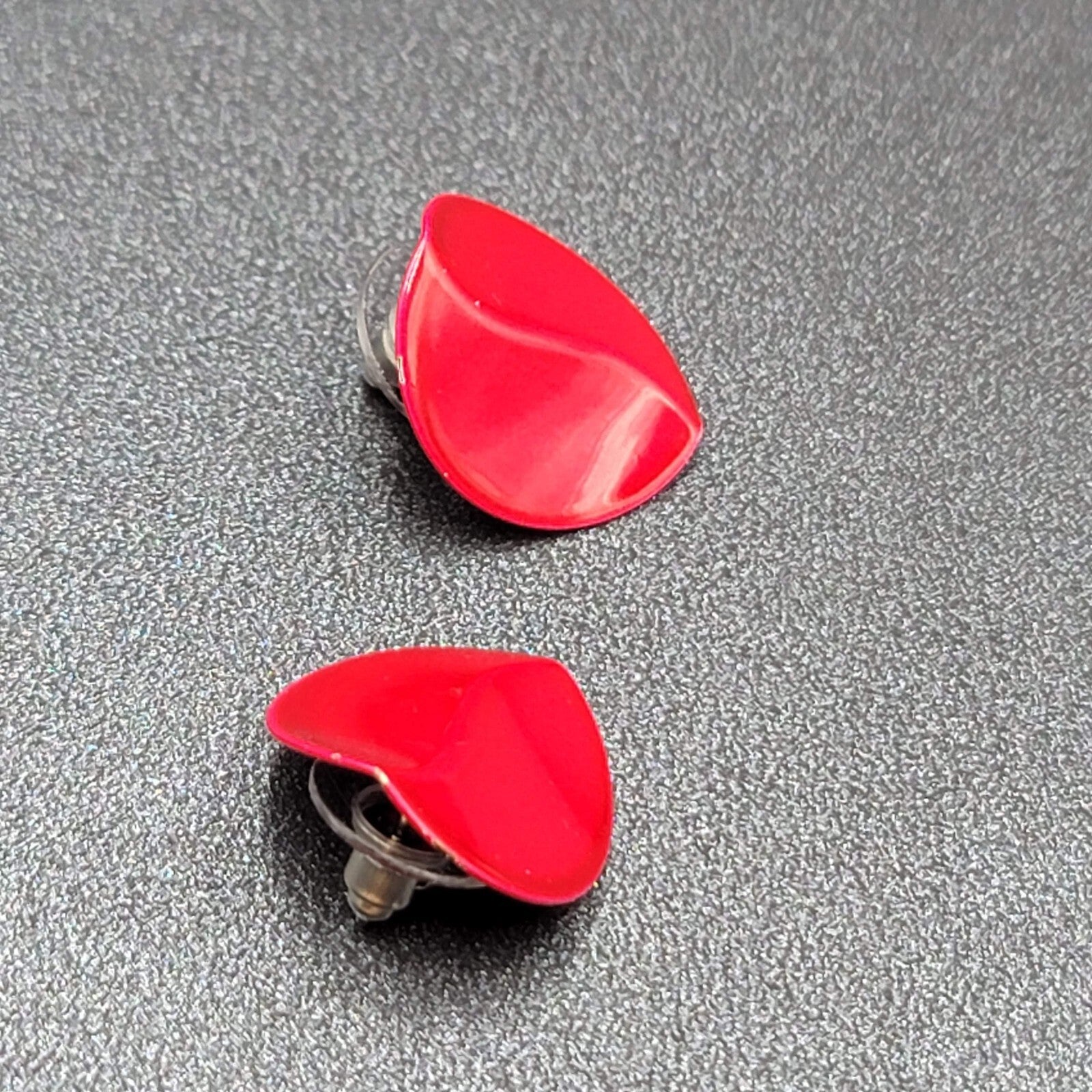 Vintage Pierced Earrings Red Enamel Crimped Round Studs 3/4"