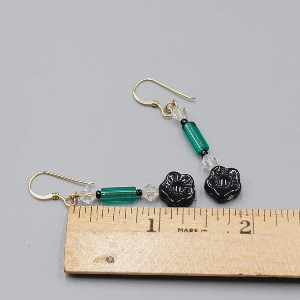 Beaded Dangle Pierced Earrings Gold tone Green Black Flower 1 3/8"