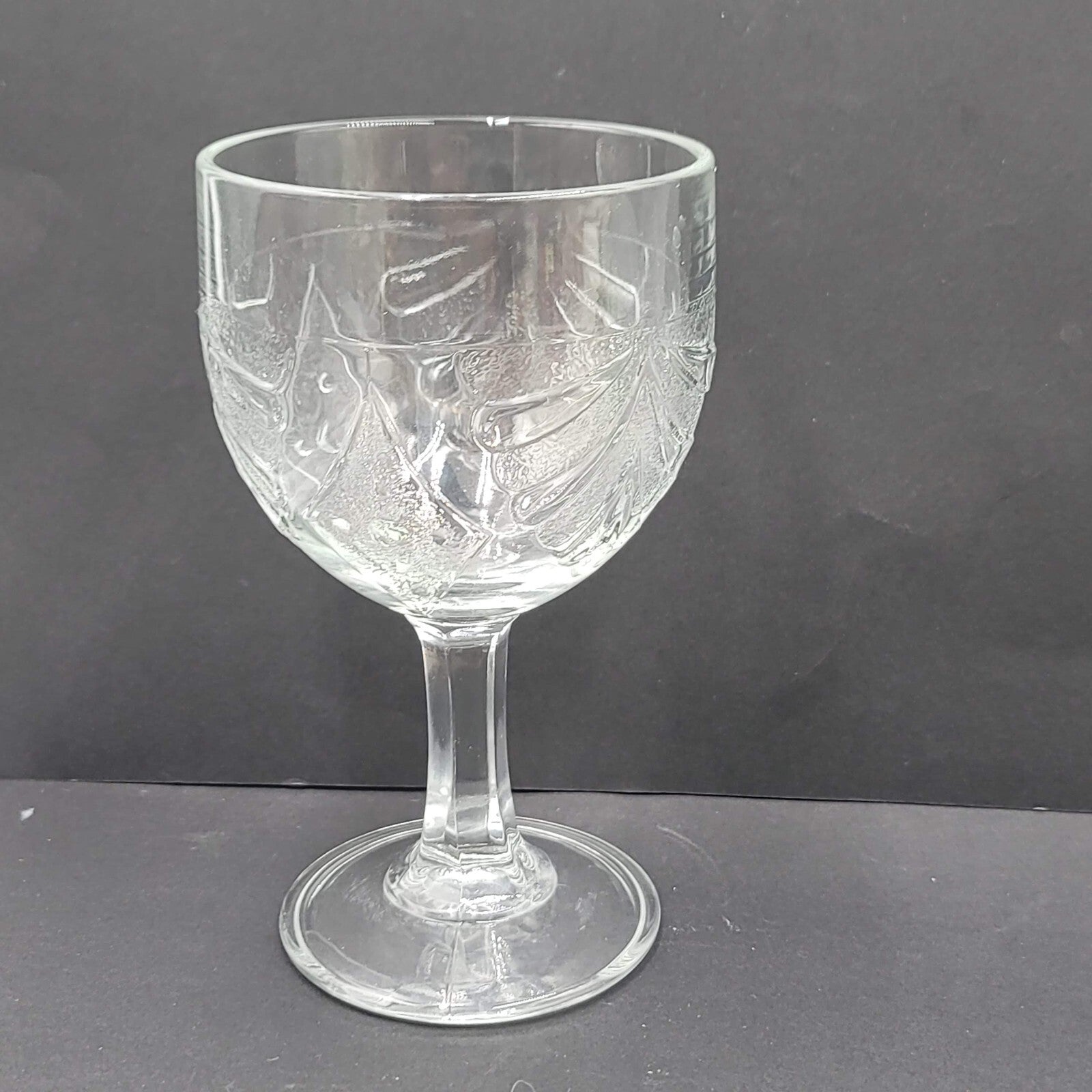 Martha Stewart Everyday McKee Repro Shell Diamond Pattern Glass Goblet 6 3/8"