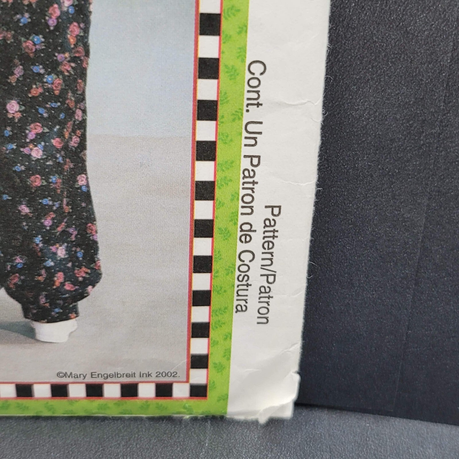 McCalls Pattern 3590 Mary Engelbreit Childs Dress Romper Hat Sz 3 4 5 UNCUT