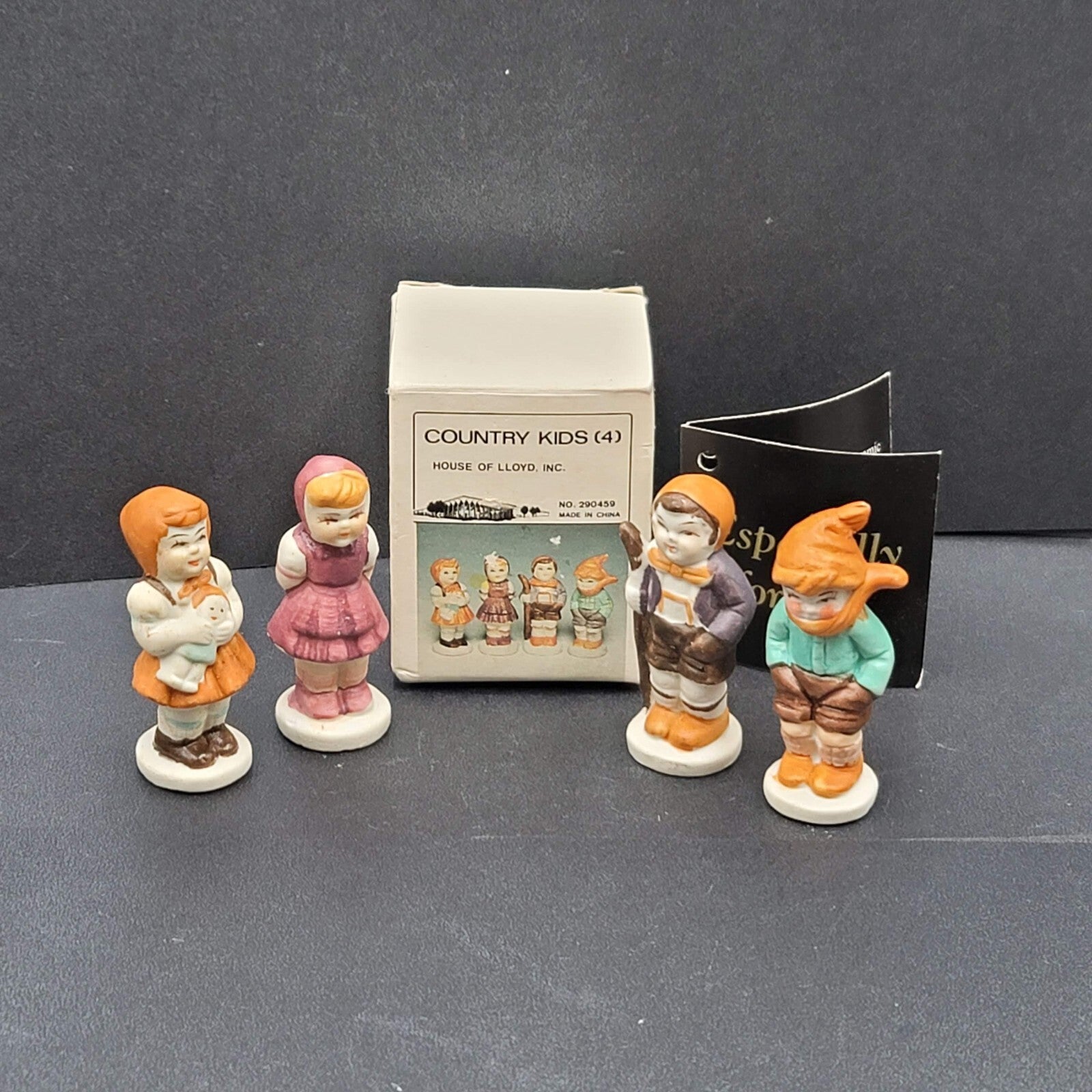 Vintage House of Lloyd Ceramic 4 COUNTRY KIDS Children Christmas Village
