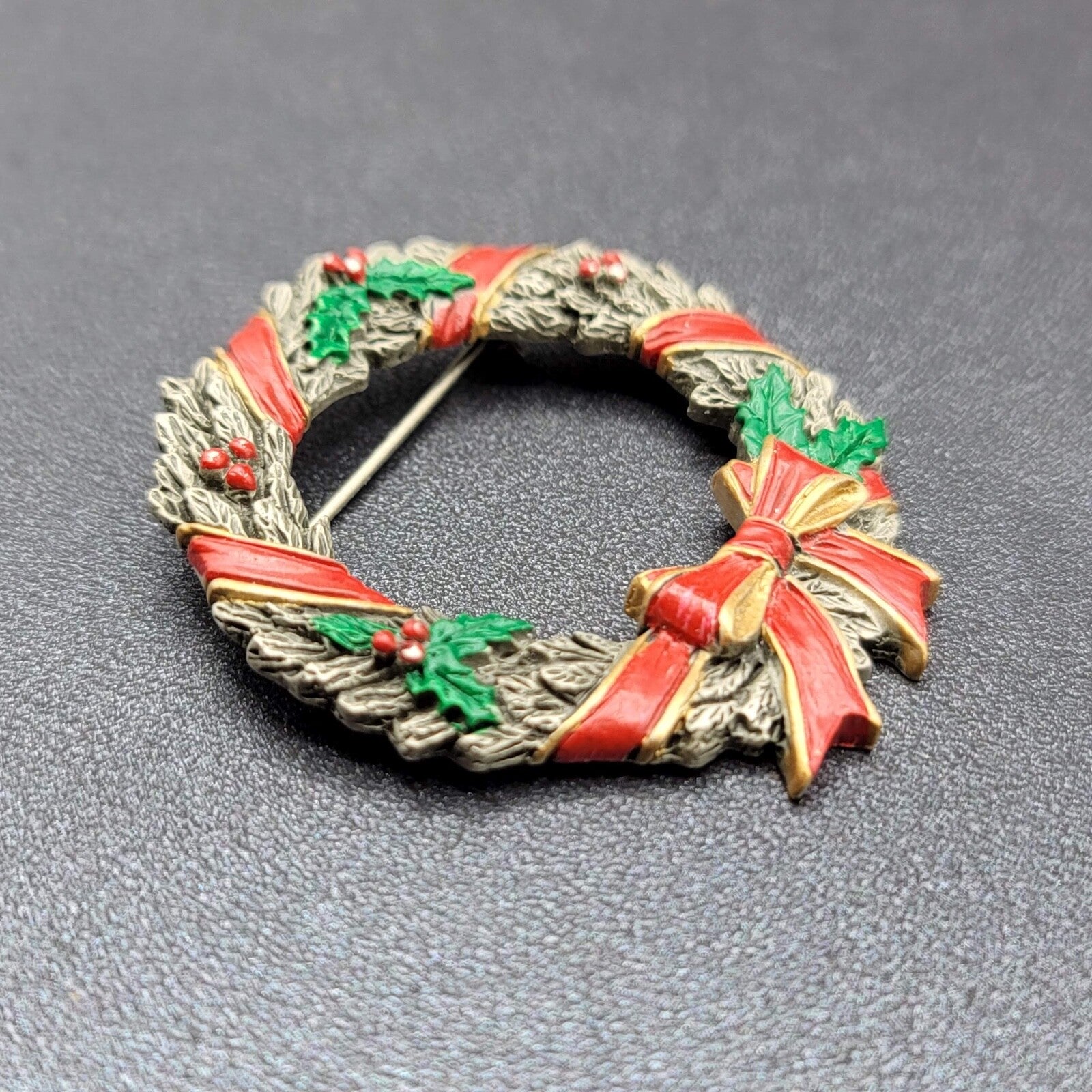 Vintage FORT USA Pewter Brooch Christmas Wreath 1 3/4" Signed