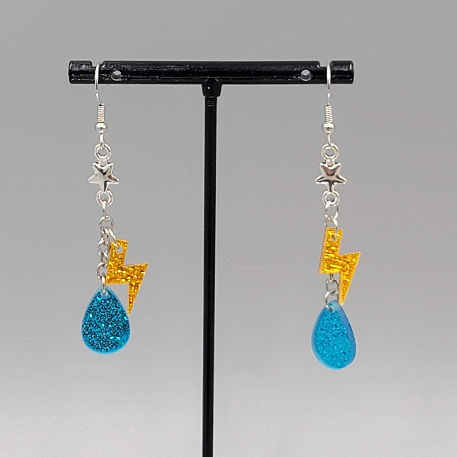 Rain Lighting Dangle Pierced Earrings Silver tone 1.75"