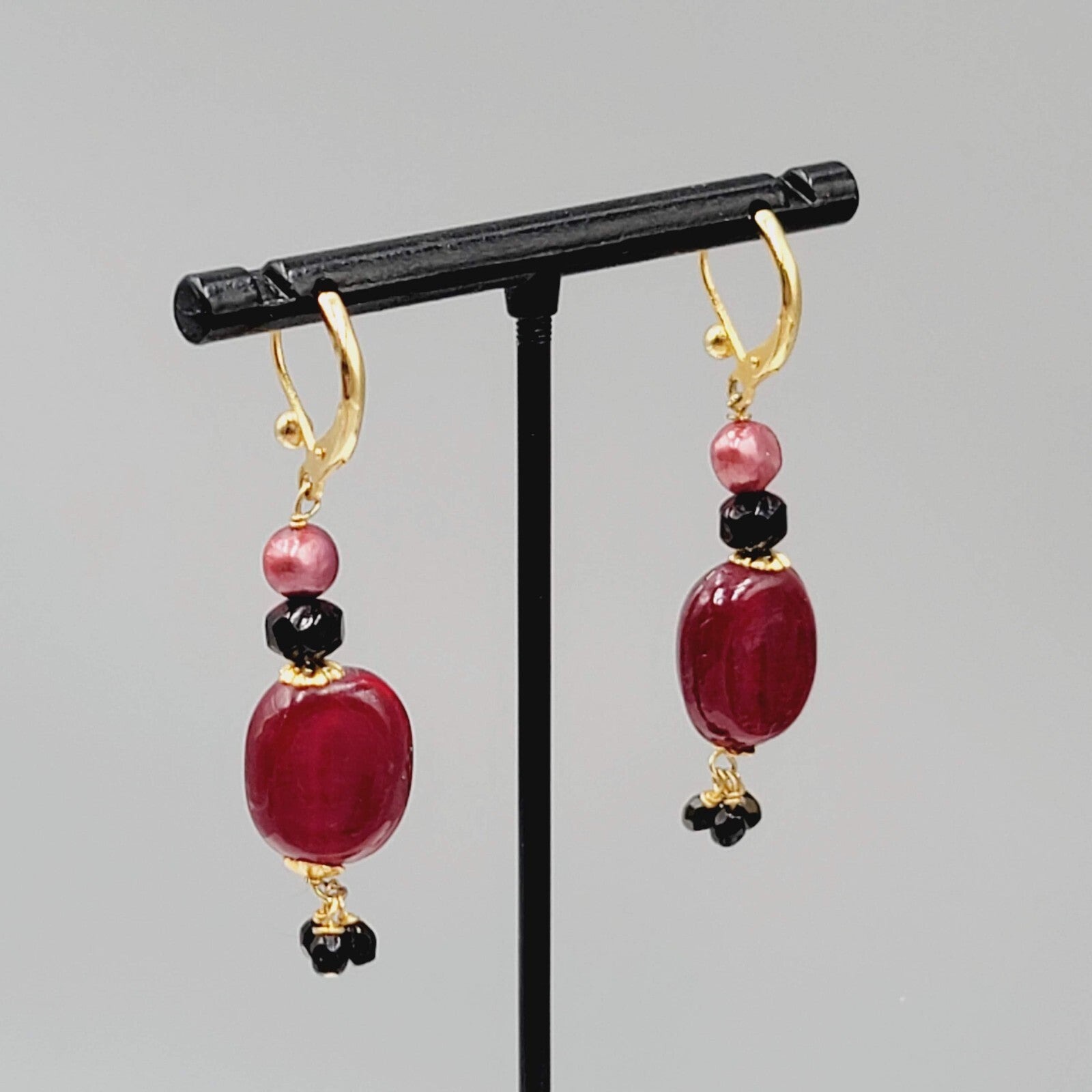 Red Glass Bead Pearl Pierced Earrings Gold tone Dangle 1.25"