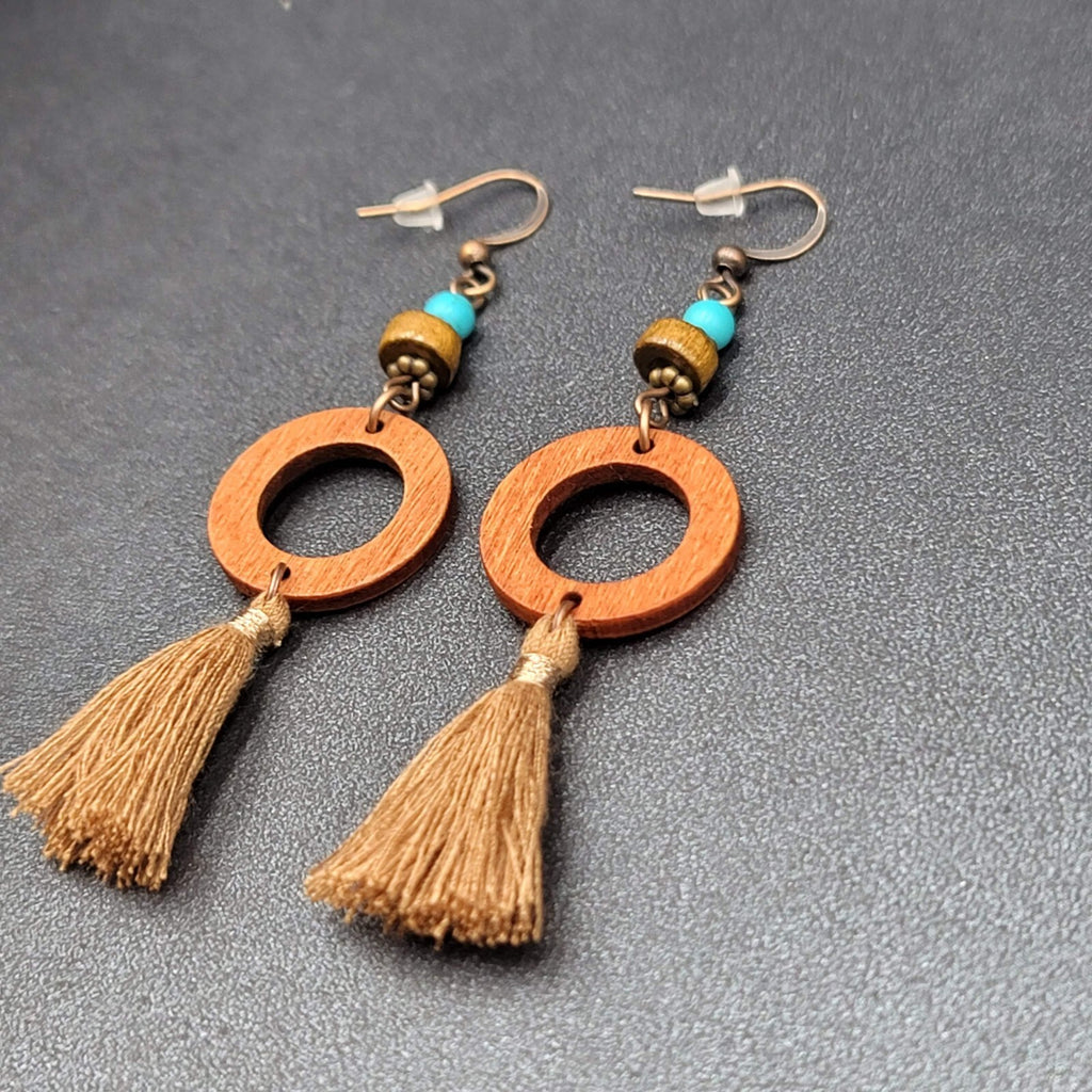New Boho Pierced Earrings Wood Ring Beaded Gold String Tassel 2.5"