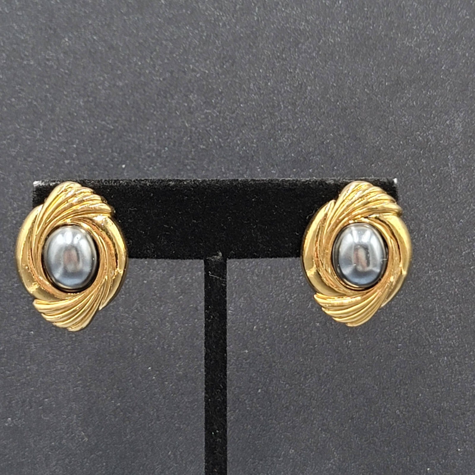 Vintage Avon Cavier Pierced Earrings Gold tone Dark Gray Satin Cabochon 1"