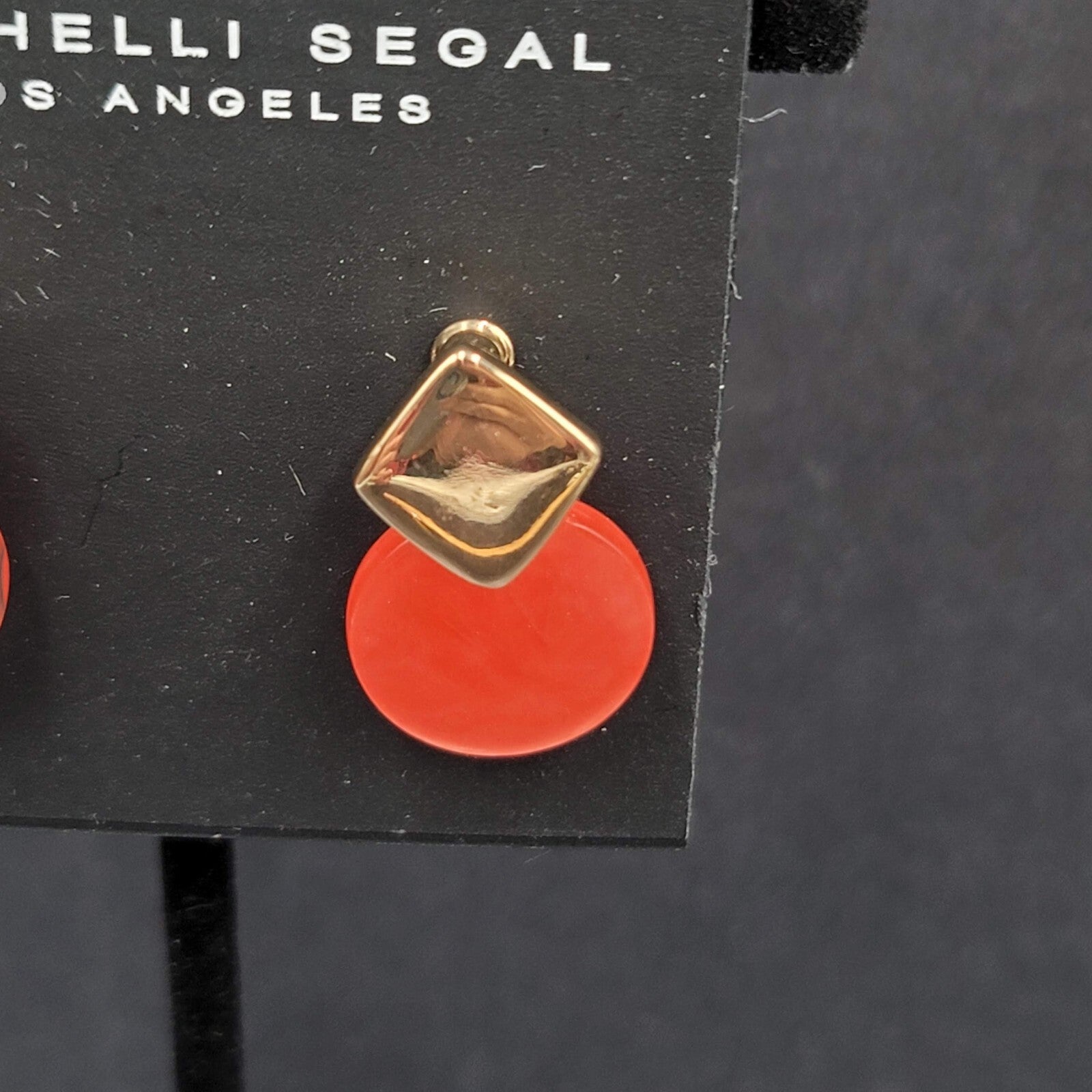 Laundry by Shelli Segal Clip on Earrings Gold tone Pink Mother of Pearl Drop 1"