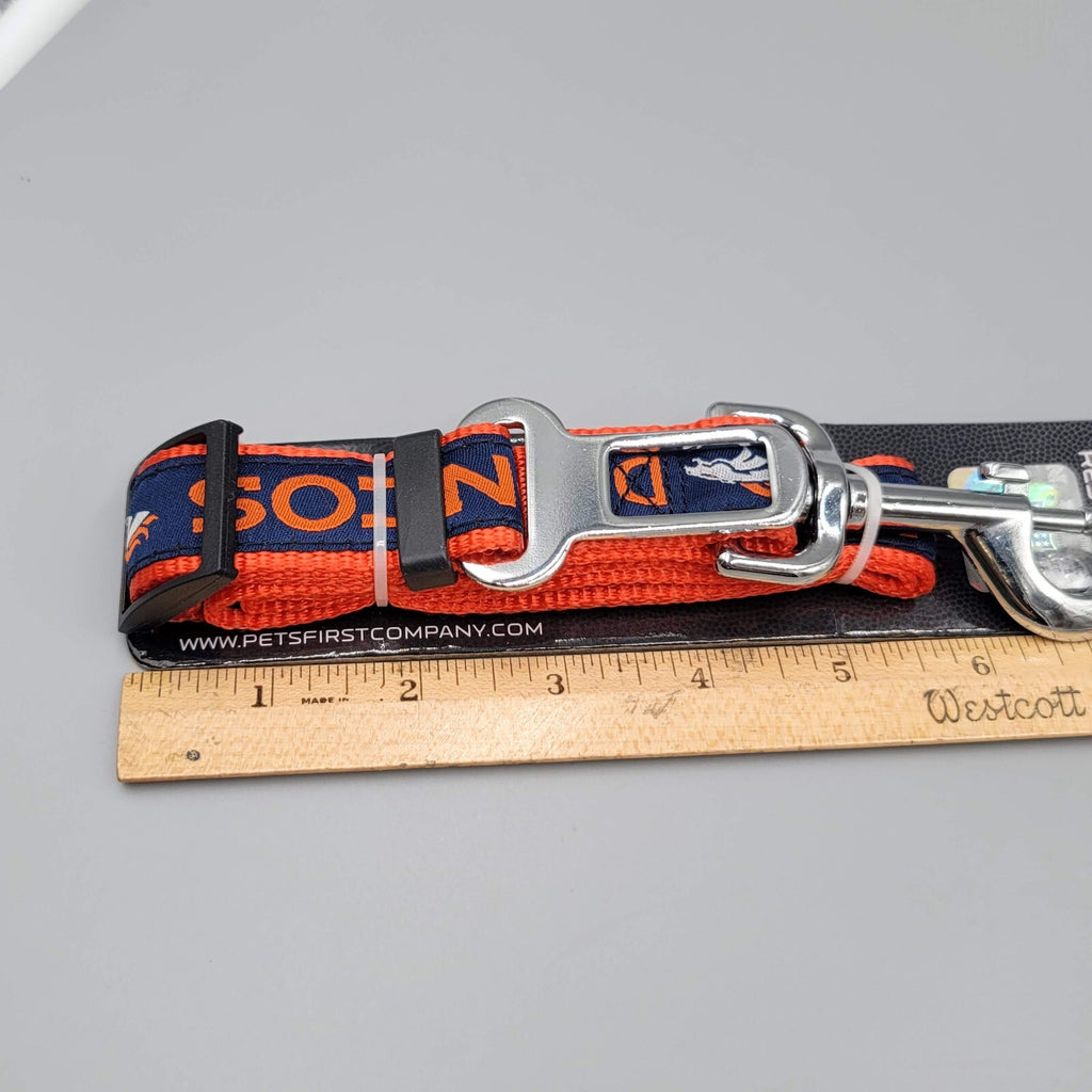 NEW NFL Denver Broncos Pet Seat belt Restraint  One Size NWT