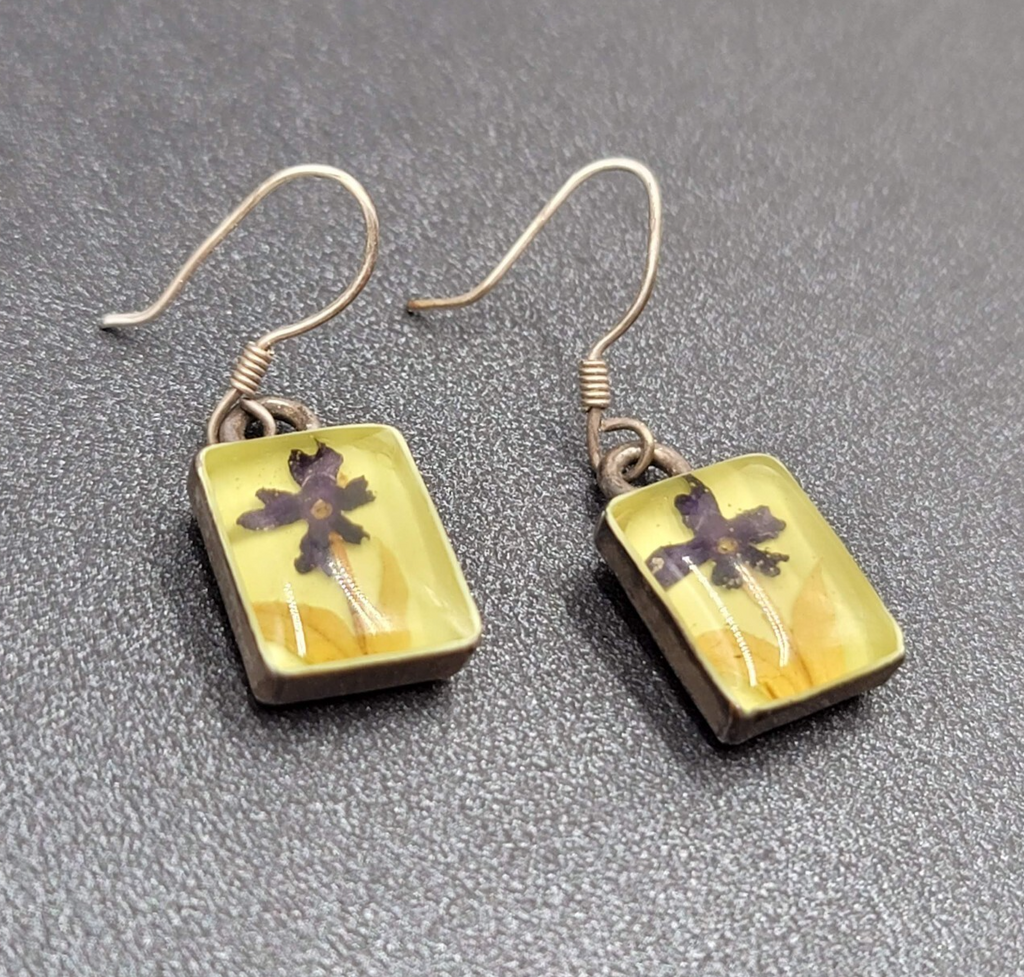 Pierced Earrings Sterling Silver Real Flower in Resin Dangle 5/8"