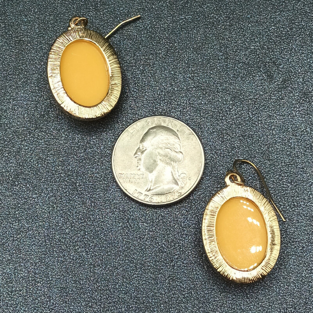 Pierced Earrings Gold tone Peach Color Crystal Heart Dangle 1"