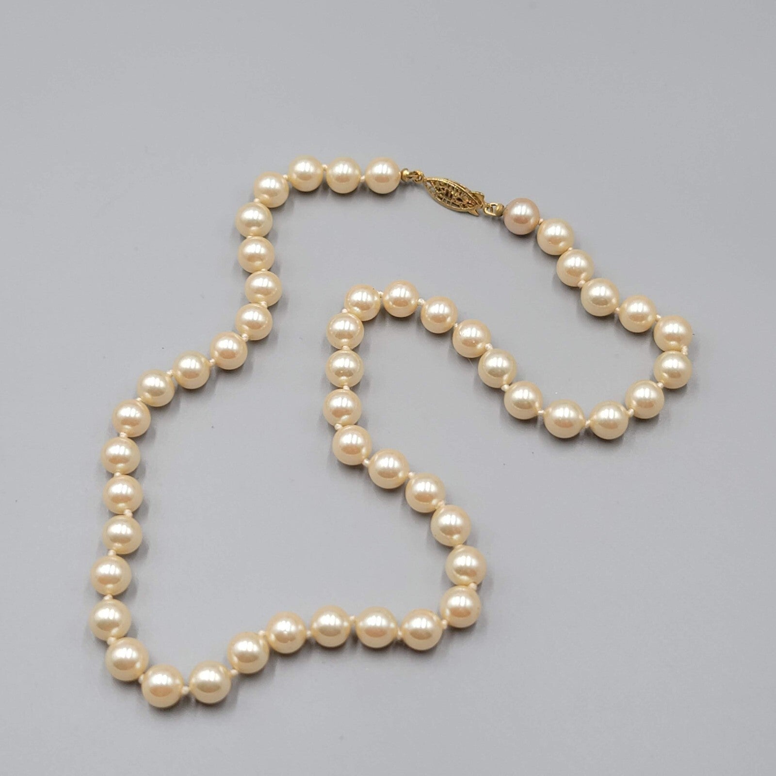 Vtg Glass Bead Necklace Imitation Pearl Hand Knotted Gold tone Filigree Clasp 8"